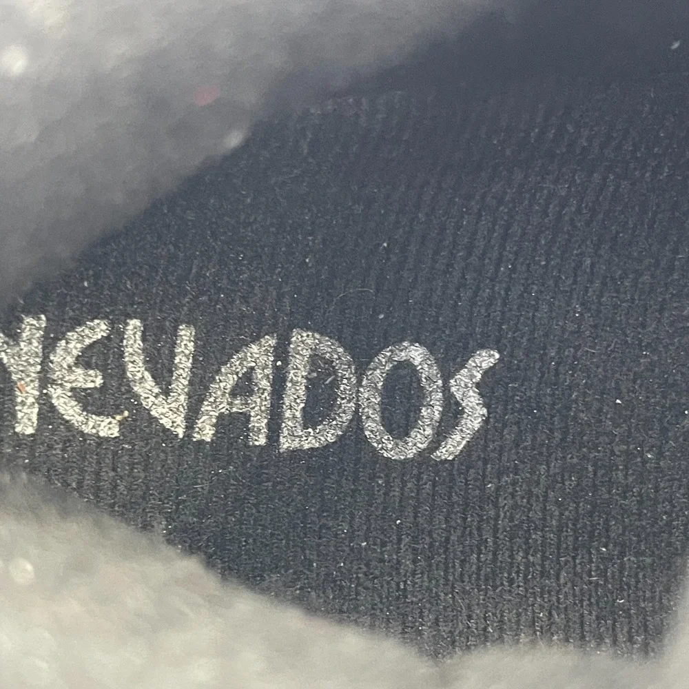 Nevados Ankle Top Hiking Boots Mens Size 9.5 Beige Blue Suede Trail Granola Girl